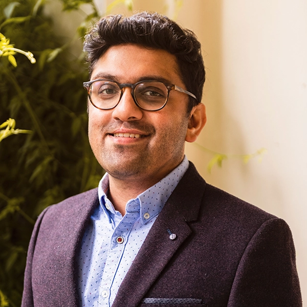 Mr Mishank Jain | Ophthalmology | Parkside Suite Heatherwood